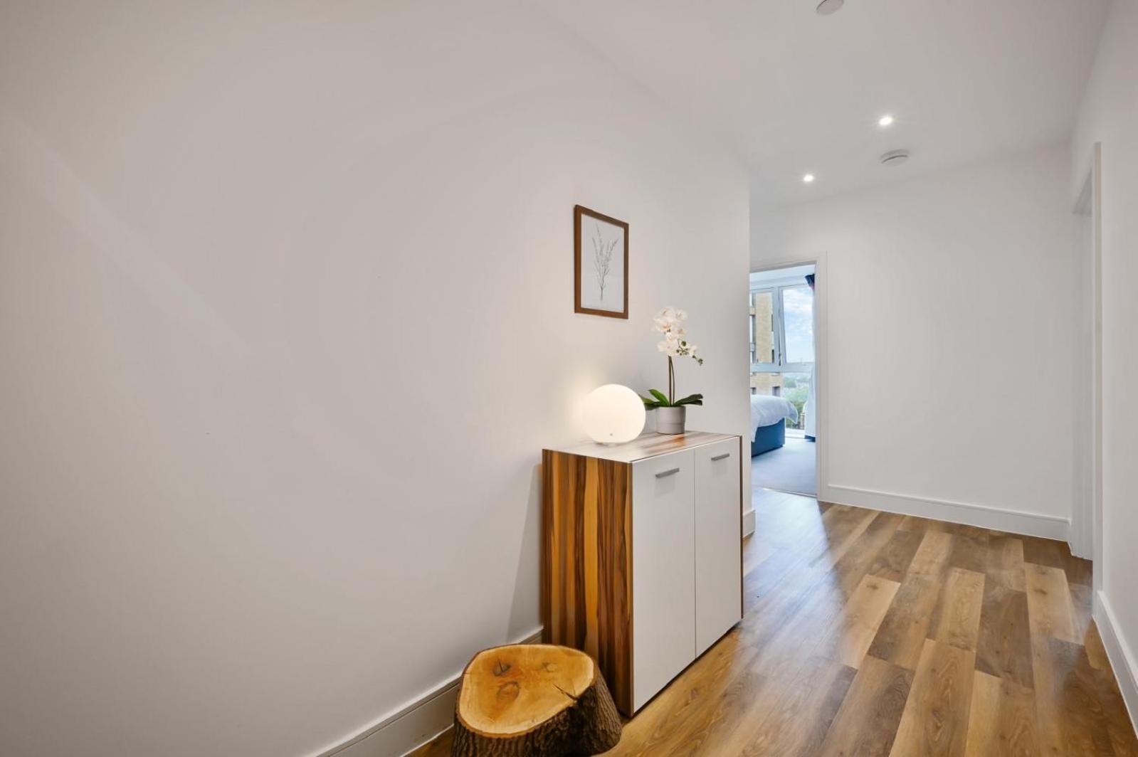 Central Luxury 2 Bed Apartment Londra Esterno foto