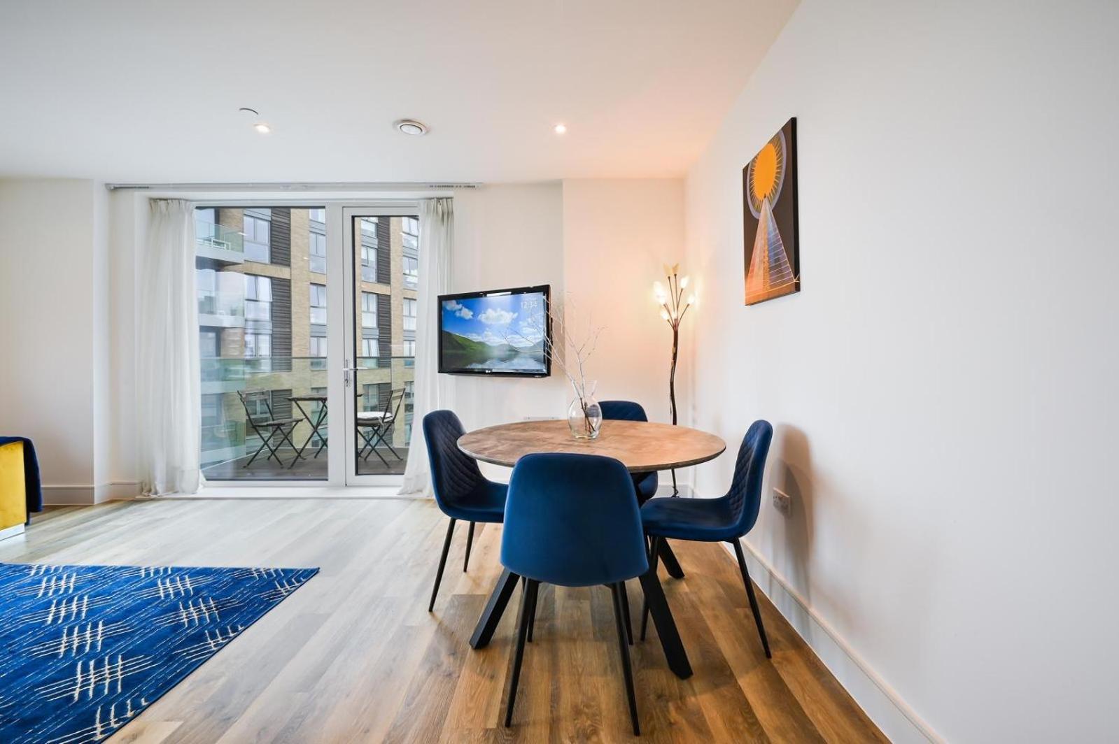 Central Luxury 2 Bed Apartment Londra Esterno foto
