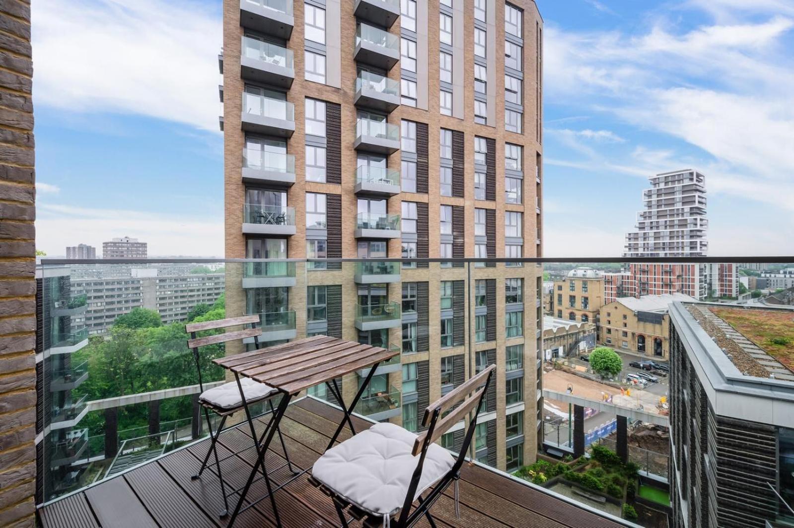 Central Luxury 2 Bed Apartment Londra Esterno foto